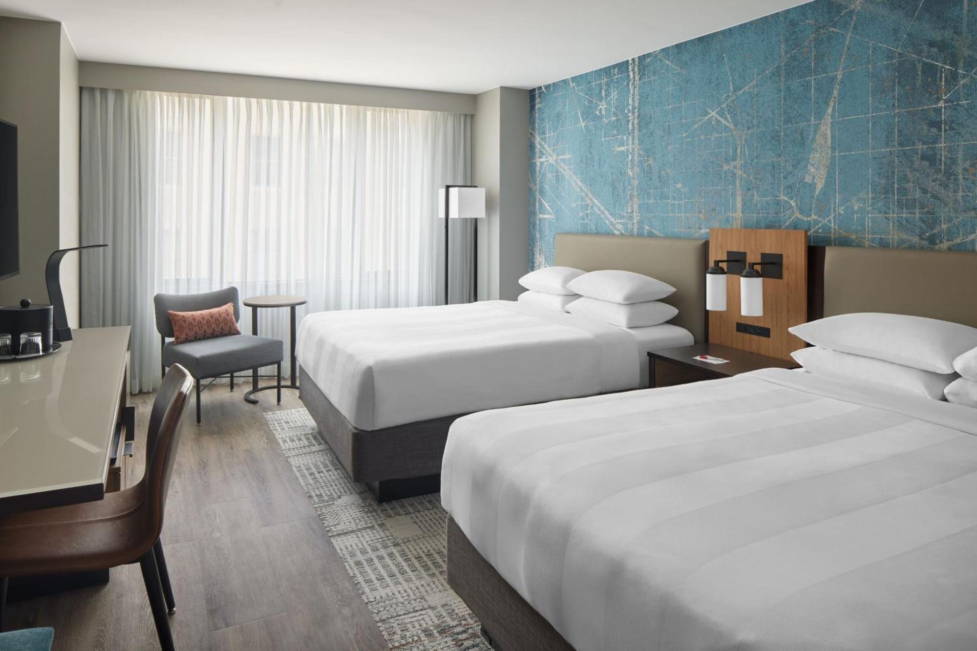 Hotel Marriott At Metro Center 4*