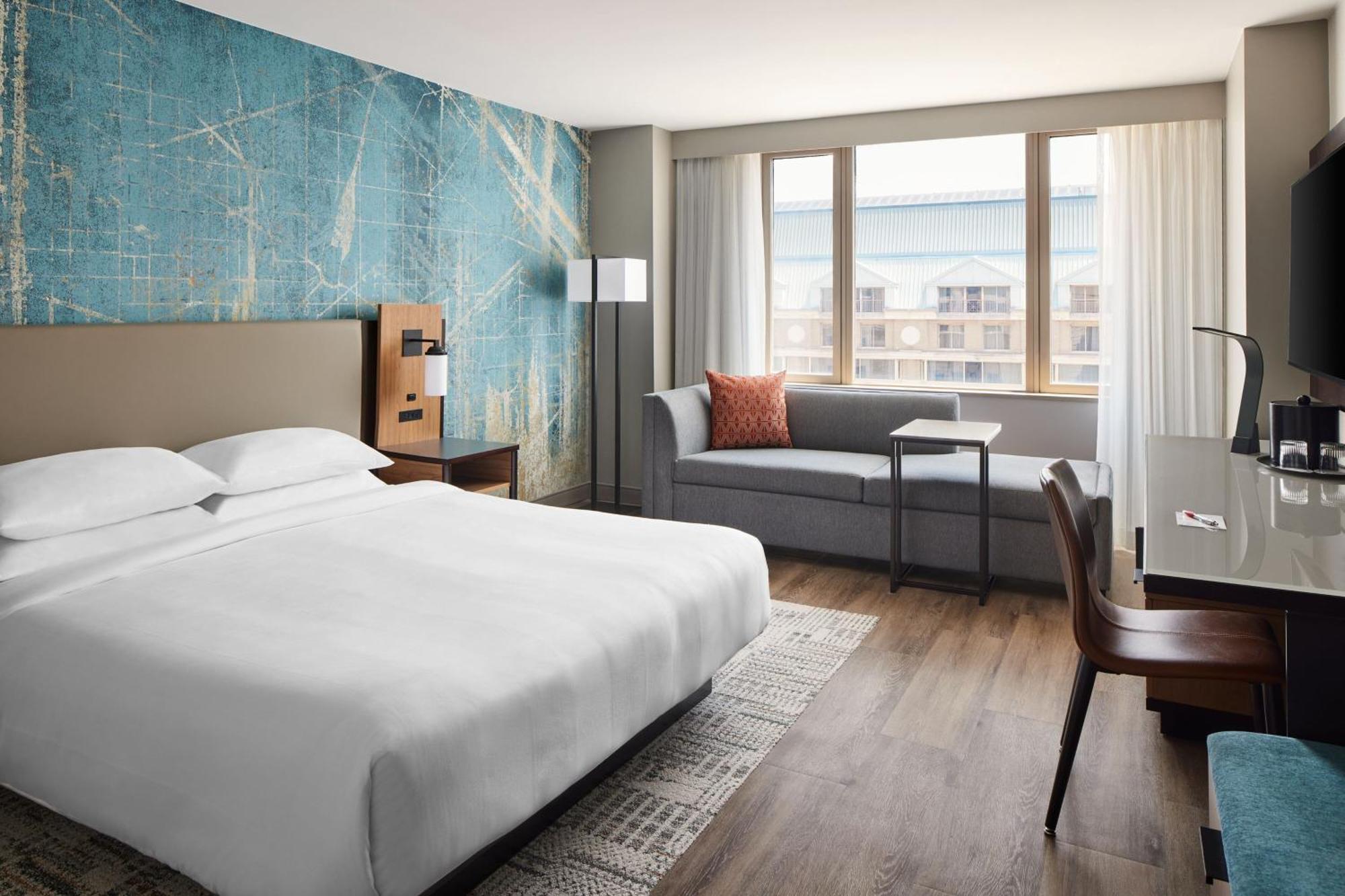 Marriott At Metro Center 4*