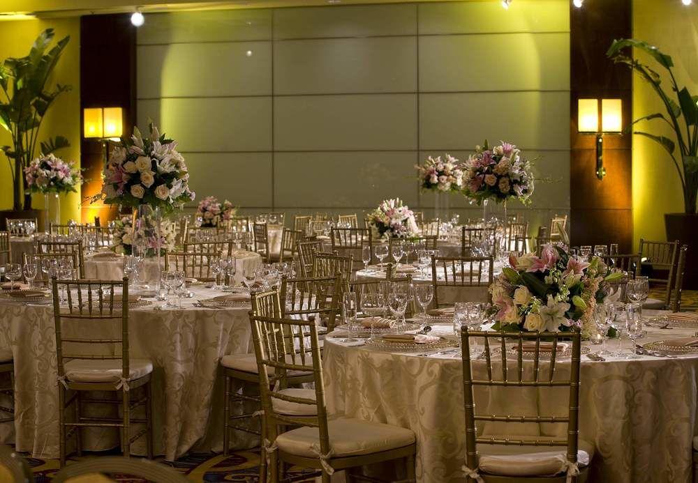 Marriott At Metro Center Hotel