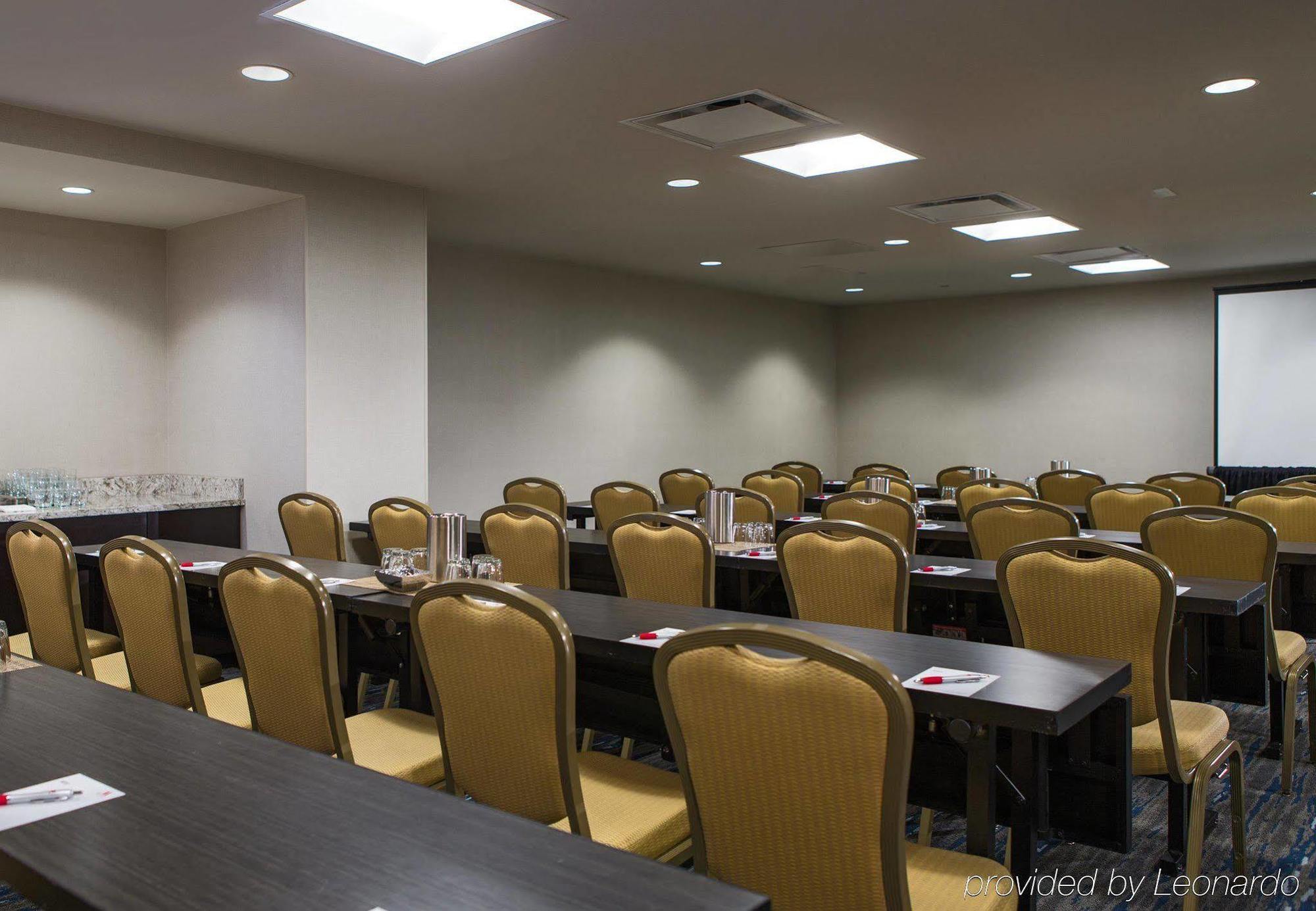 Marriott At Metro Center 4*